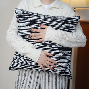 『黑色电波』抱枕沙发客厅现代轻奢飘窗装饰沙发靠枕靠垫抱枕套