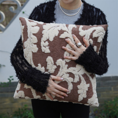 现代简约抱枕轻奢高级感靠枕北欧