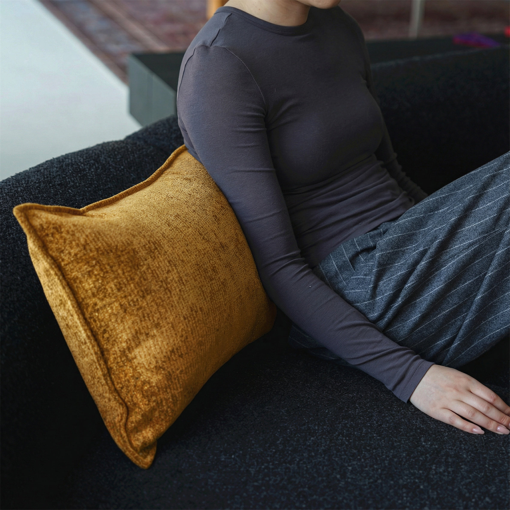 『星绒 浅黄』客厅沙发长条枕床头靠垫腰靠枕抱枕软包抱枕套含芯 - 骆绒家居出品