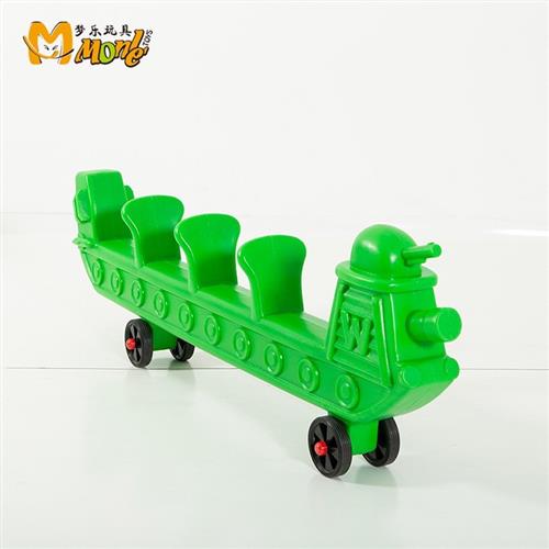 新款游戏赛车滑行车幼儿园多人协助车儿童四人团队协力赛车