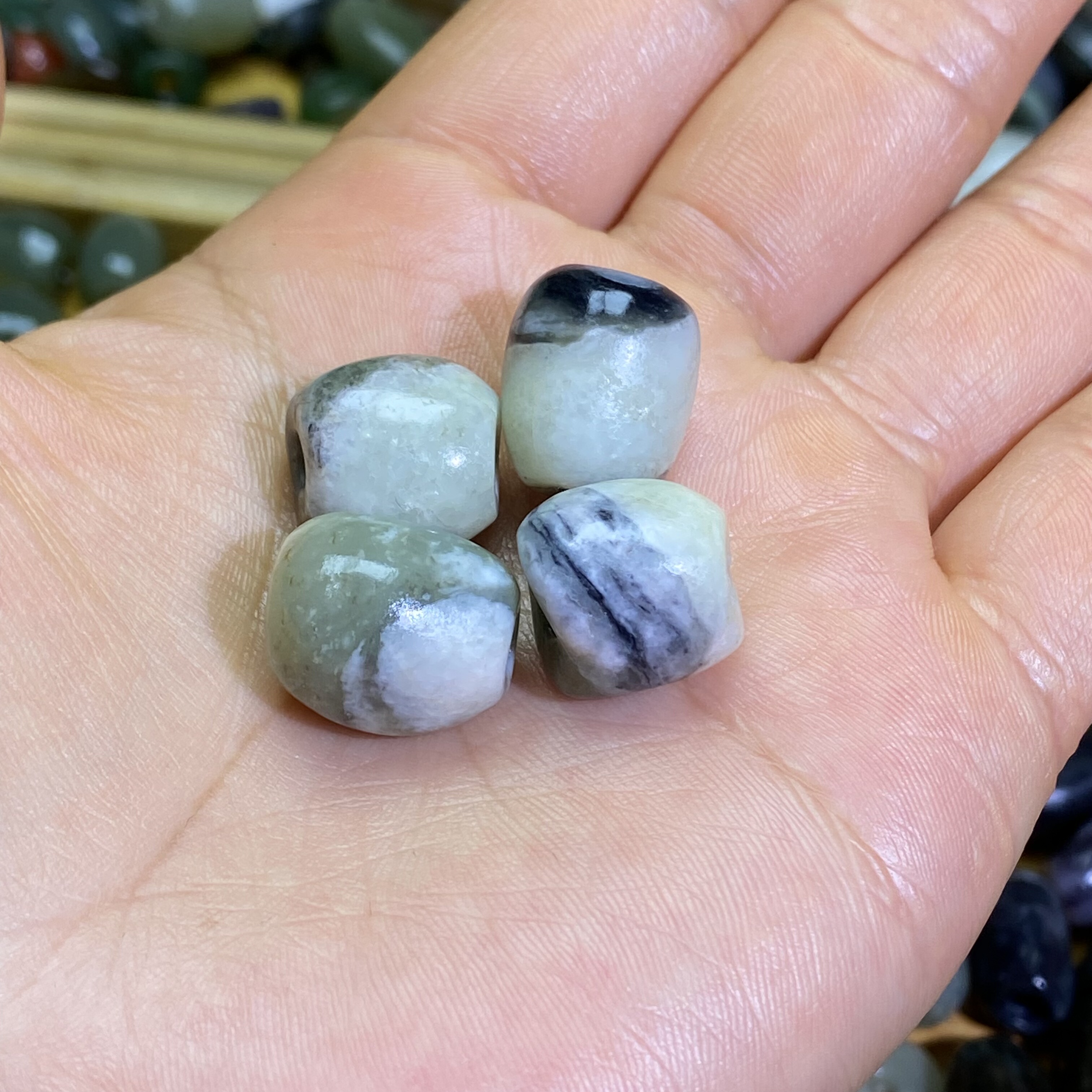 和田玉山料青花4颗随型桶珠配饰老光工艺古风藏式手链手编绳配珠,珠宝/钻石/翡翠,其他,淘宝优惠券,粉丝福利购,淘宝优惠卷