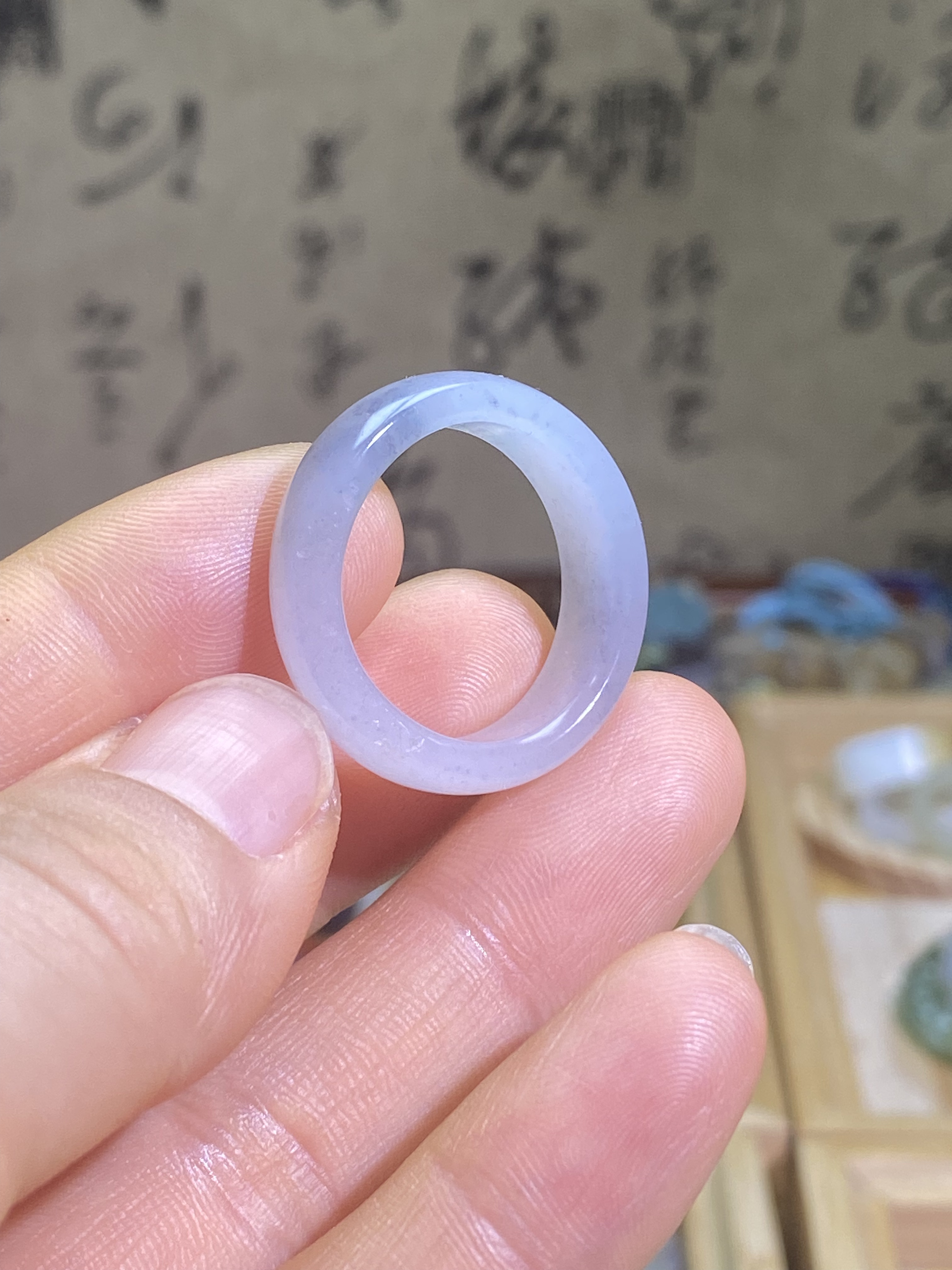 和田玉籽料戒指卡20白底青花随型大圈指环国风复古文玩珠串戒圈
