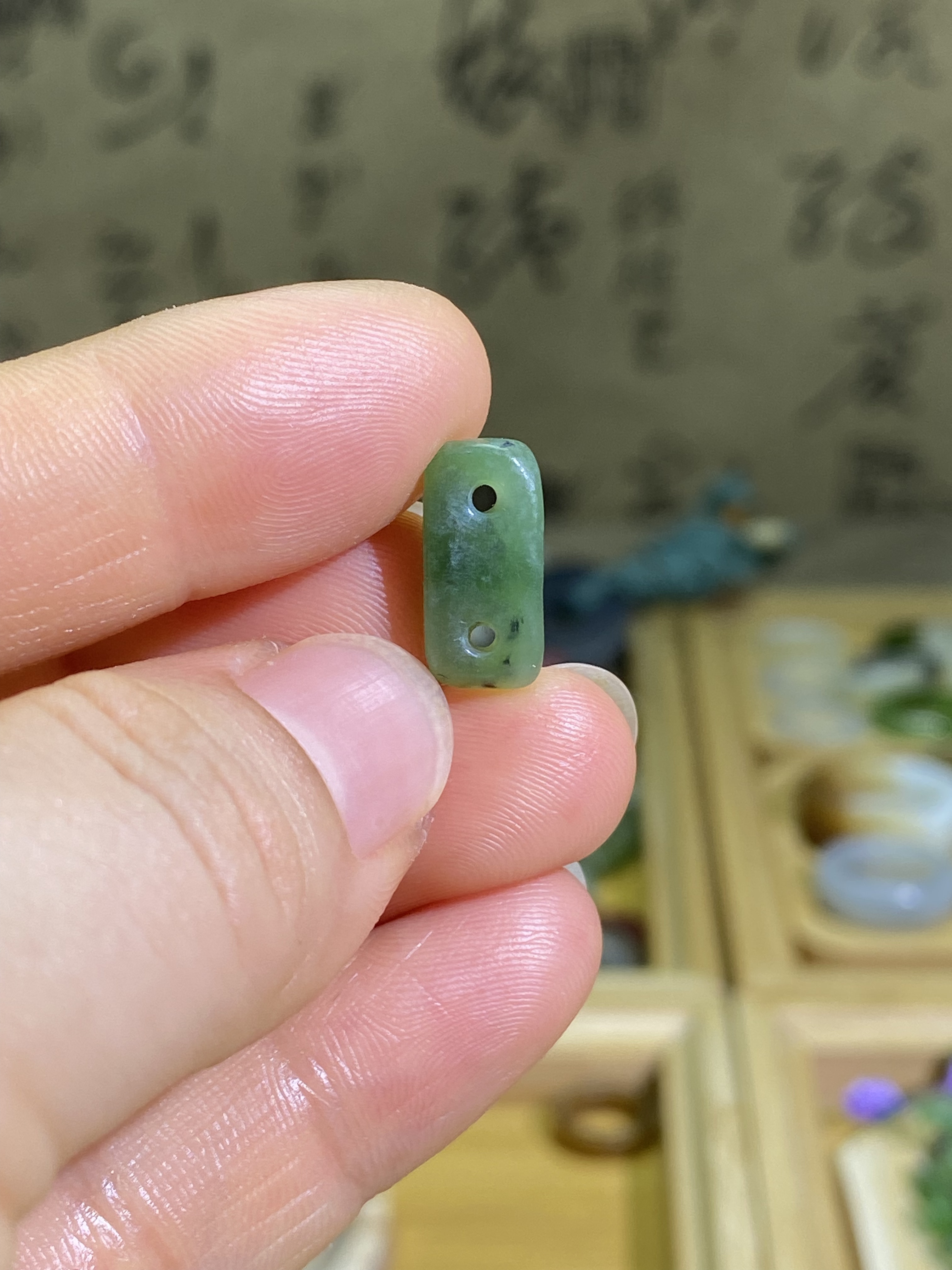 和田玉碧玉苹果绿随型小猪鼻子扣配饰老光工艺复古风藏式手链配珠