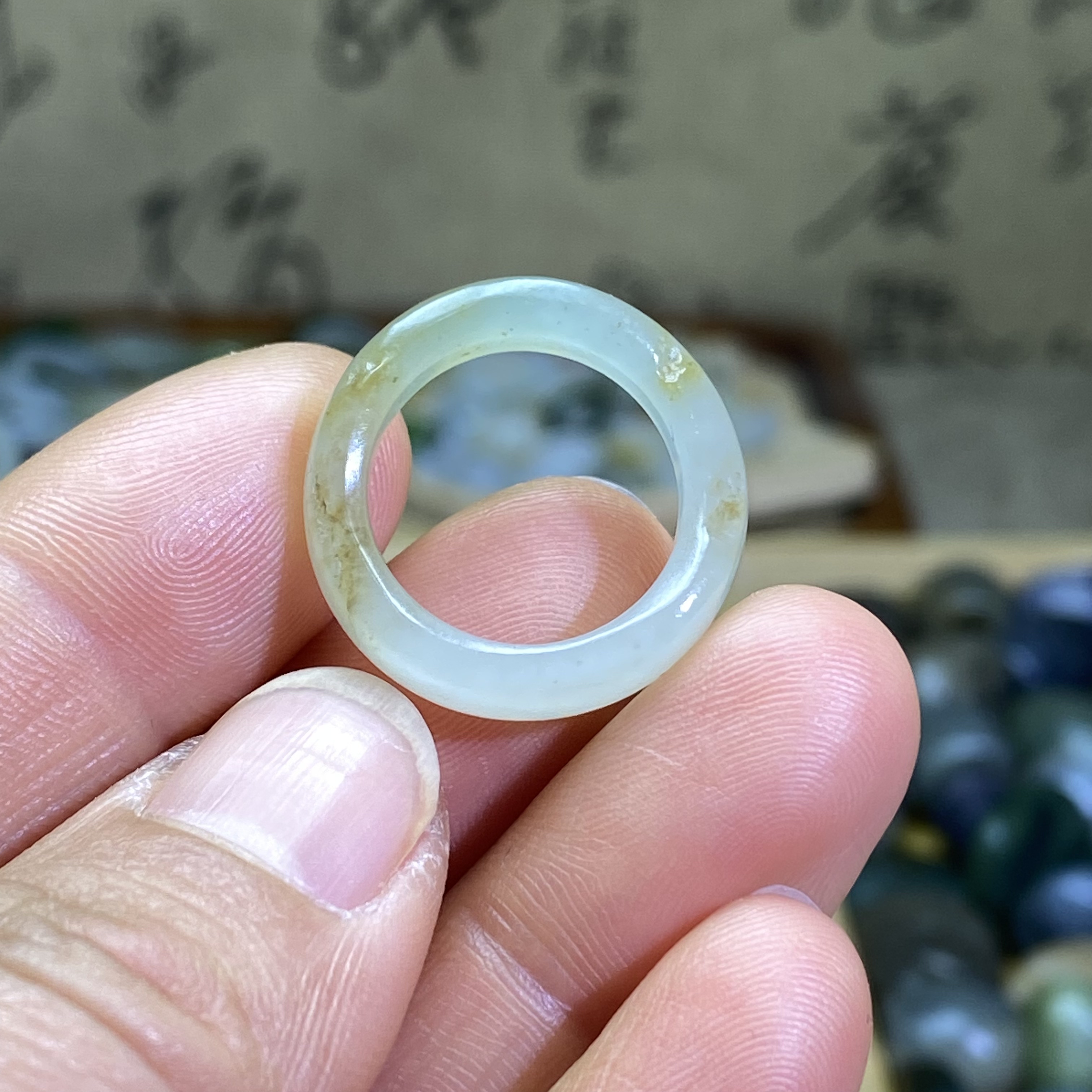 和田玉白玉籽料带翠卡16洒金皮随型戒指古风文玩珠串跑圈玉环尾戒