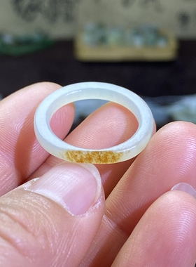 和田玉白玉籽料卡18洒金皮随型戒指国风复古直切细条大圈口戒圈