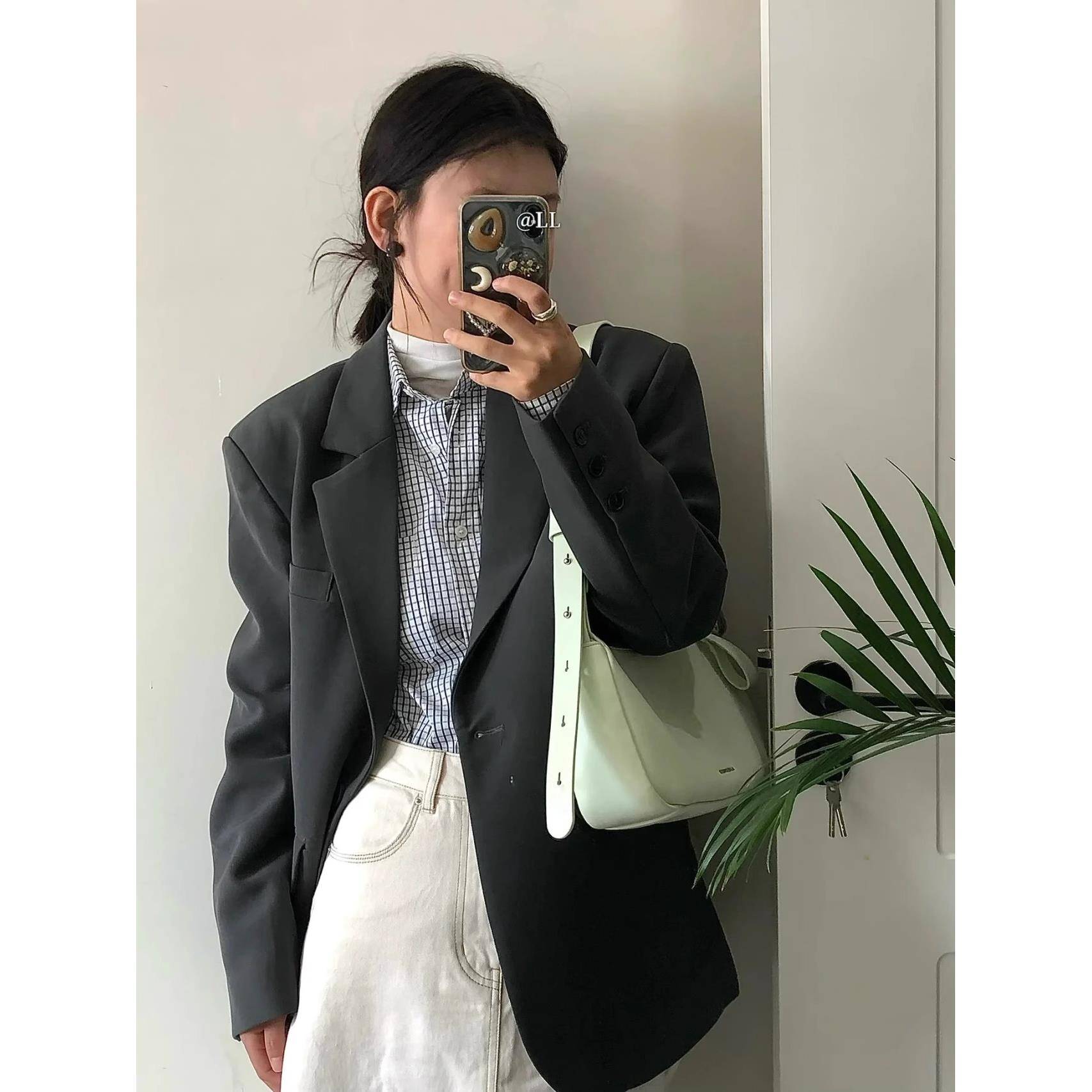 灰色高级感小西装女2025春秋新款炸街设计感宽松休闲气质西服外套