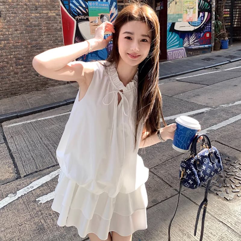 夏季白色花苞无袖显瘦A字蛋糕裙