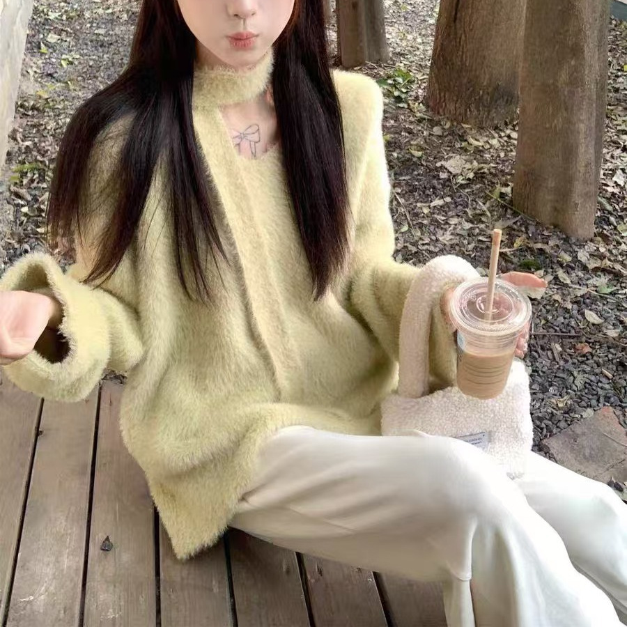 慵懒风仿水貂绒毛衣女秋冬新款套头软糯韩版宽松慵懒V领针织上衣