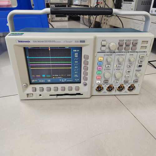 维修泰克T3024B示波器四