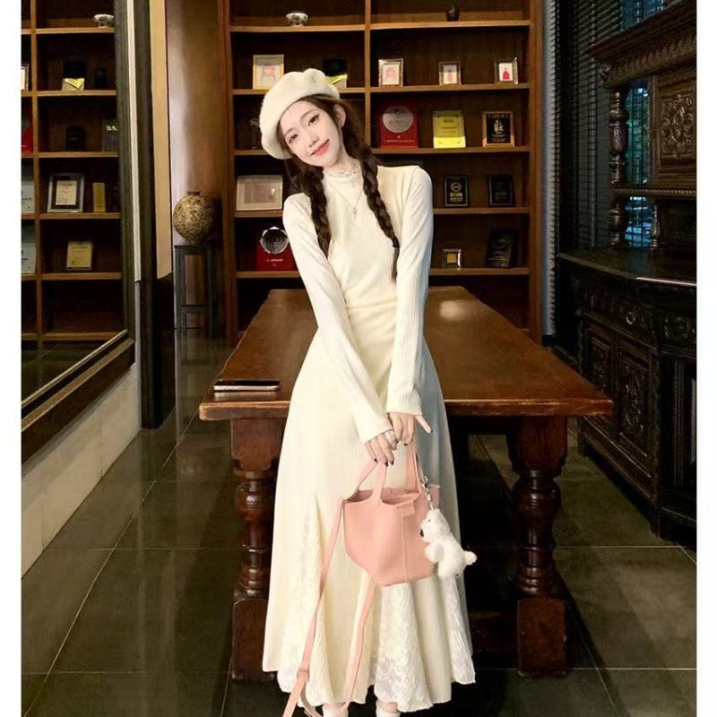 小个子针织连衣裙秋冬款长袖蕾丝拼接鱼尾裙收腰半高领内搭裙