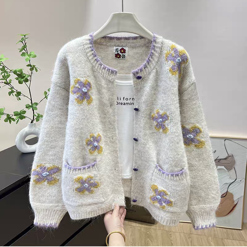 韩系立体花朵撞色提花毛衣外套春秋新款甜美减龄圆领百搭针织开衫