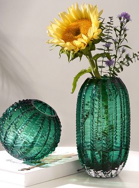 现代轻奢创意插花绿植仙人掌玻璃花瓶绿色网红高颜值客厅鲜花摆件