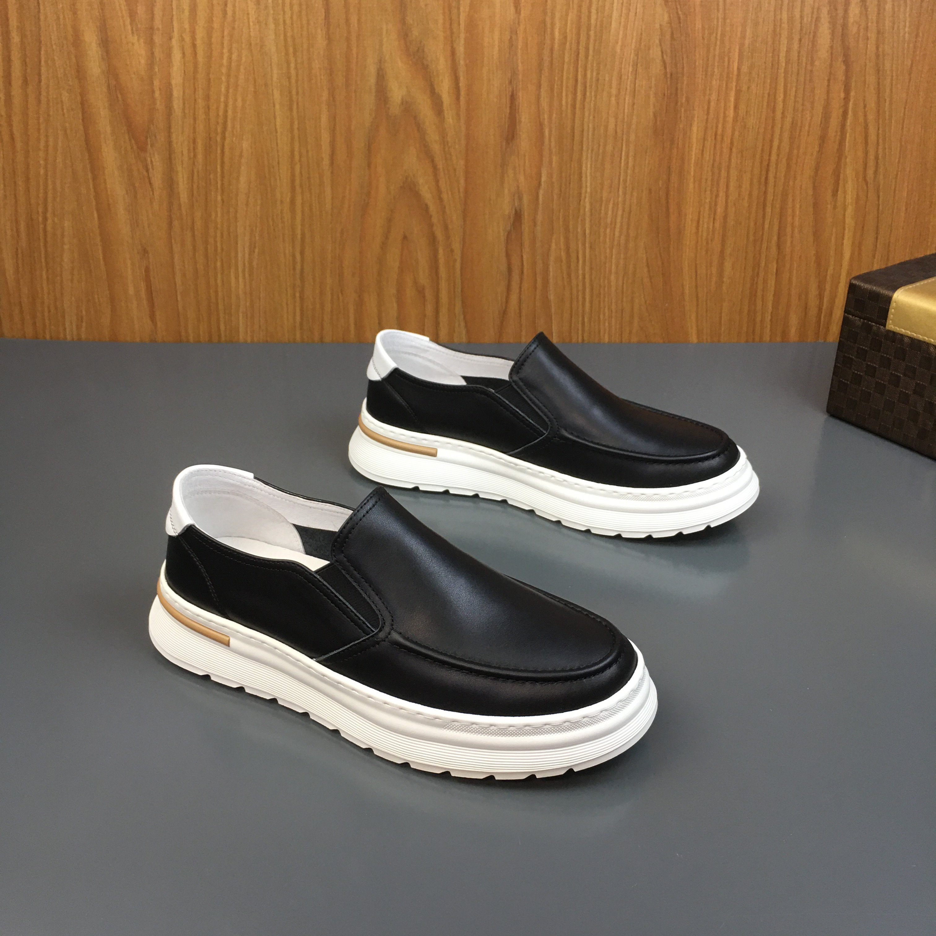 2026夏季新款套脚乐福鞋男真皮英伦复古潮流休闲鞋头层牛皮懒人鞋