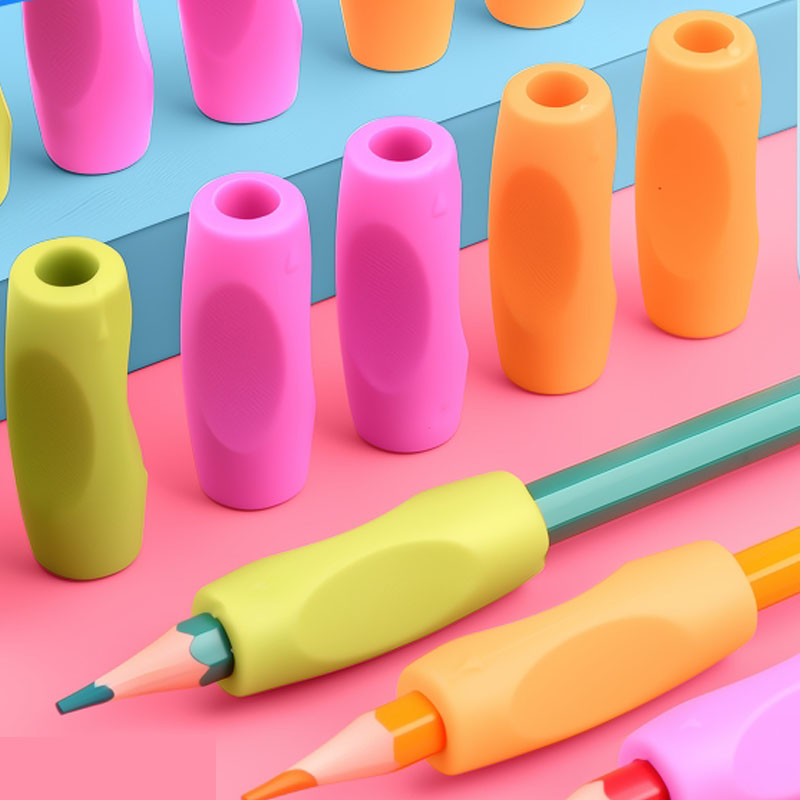 小学生握笔器幼儿园宝宝学姿握笔套软胶铅笔套纠正握笔姿势矫正器铅笔控笔训练写字儿童正姿小学生初学文具小