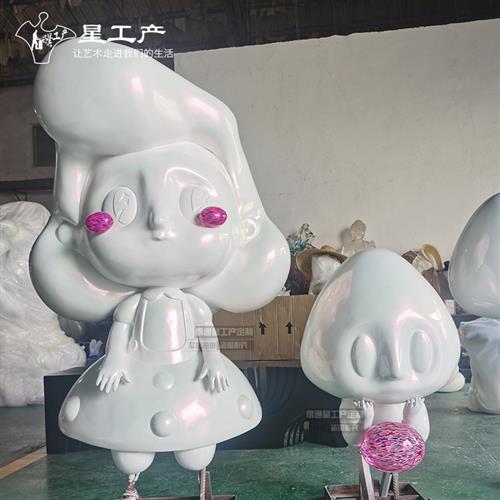 潮玩网红卡通动漫公仔玻璃钢树脂月光兔kaws暴力熊树脂IP美陈雕塑