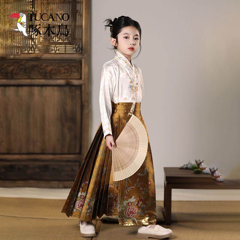 啄木鸟织金女童夏装马面裙套装