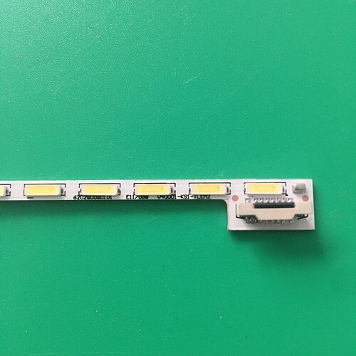 适用全新 夏普LCD-40S3A 灯条M000780N31A53P0 C 屏V400DJ1-KS5
