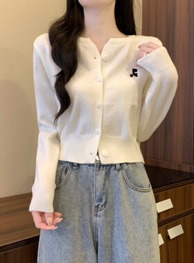 白色针织毛衣开衫外套女春秋季高级感洋气内搭小个子短款打底上衣