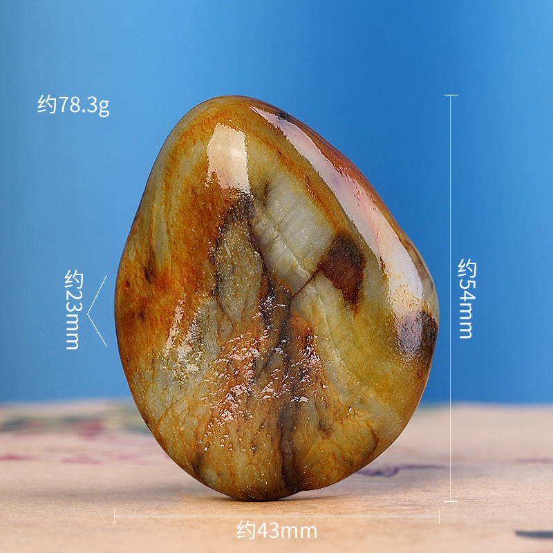 孤品新疆和田玉原石手把件