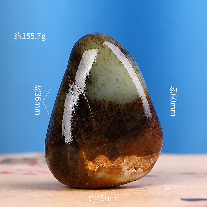 新疆和田玉原石手把件