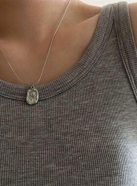 Vintage Fashion Simple Geometric Rose Pendant Necklace For