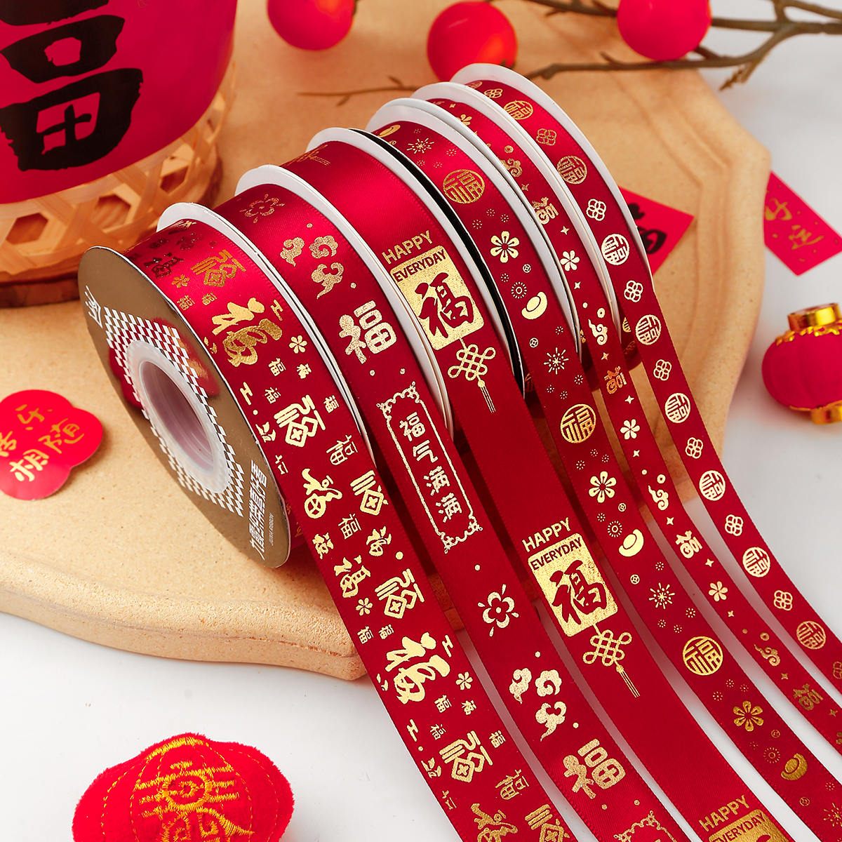 新年祈福福字红色丝带