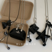 甜酷风多元 毛衣链 素黑色皮革包包五角星蝴蝶结流苏吊坠项链长款