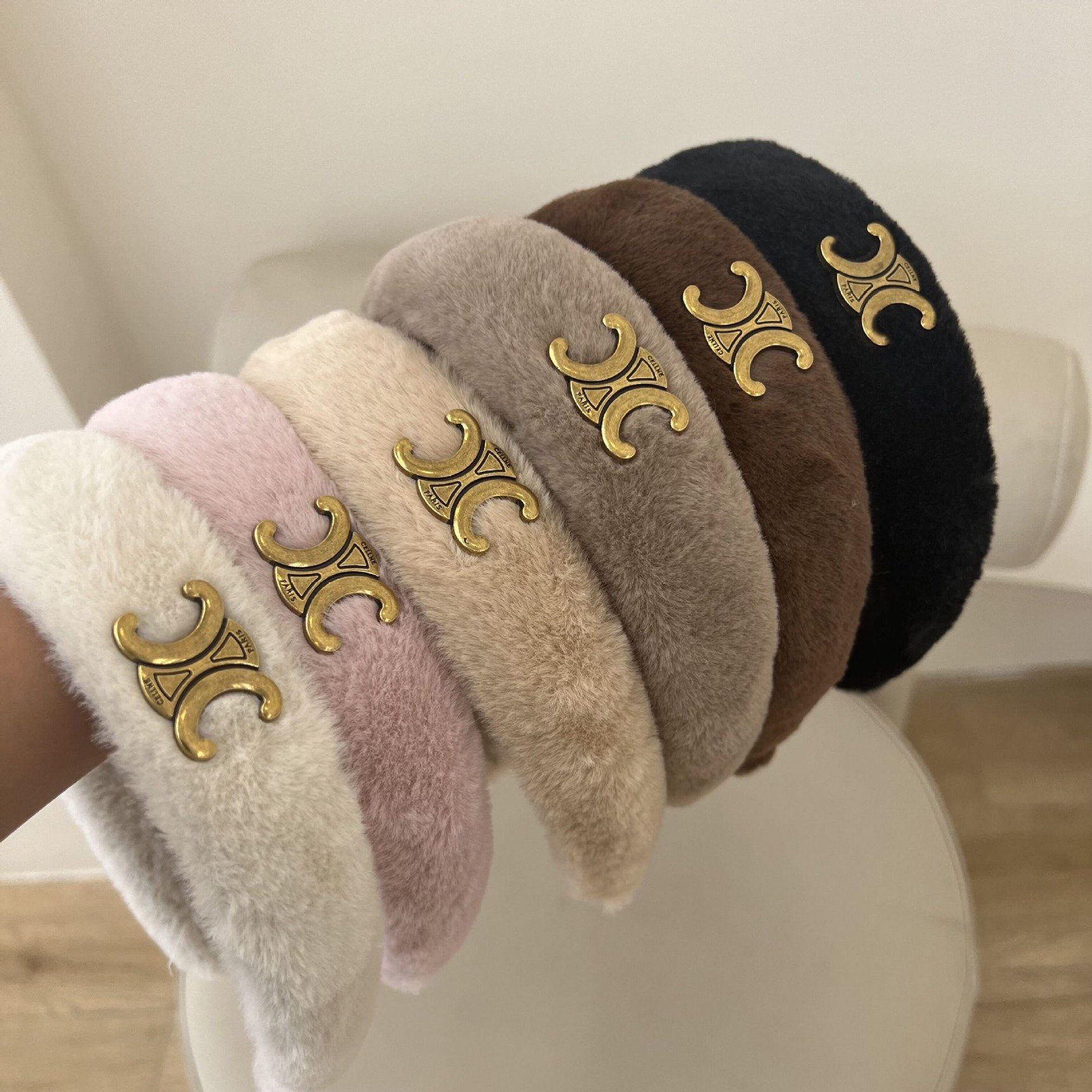 高级感毛绒绒凯旋门发箍发卡