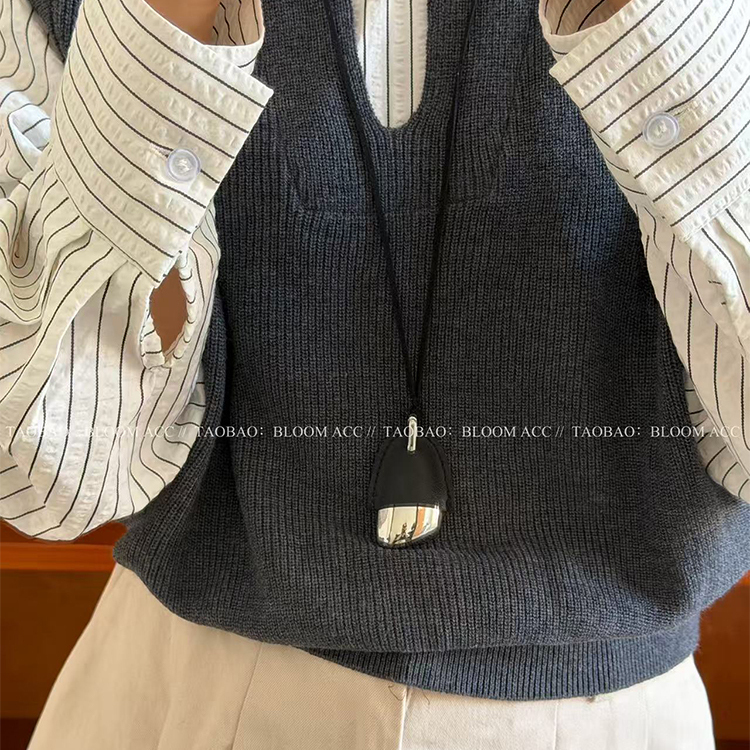 韩国ins风高级感皮革松果造型吊坠项链百搭休闲长款毛衣链配饰链