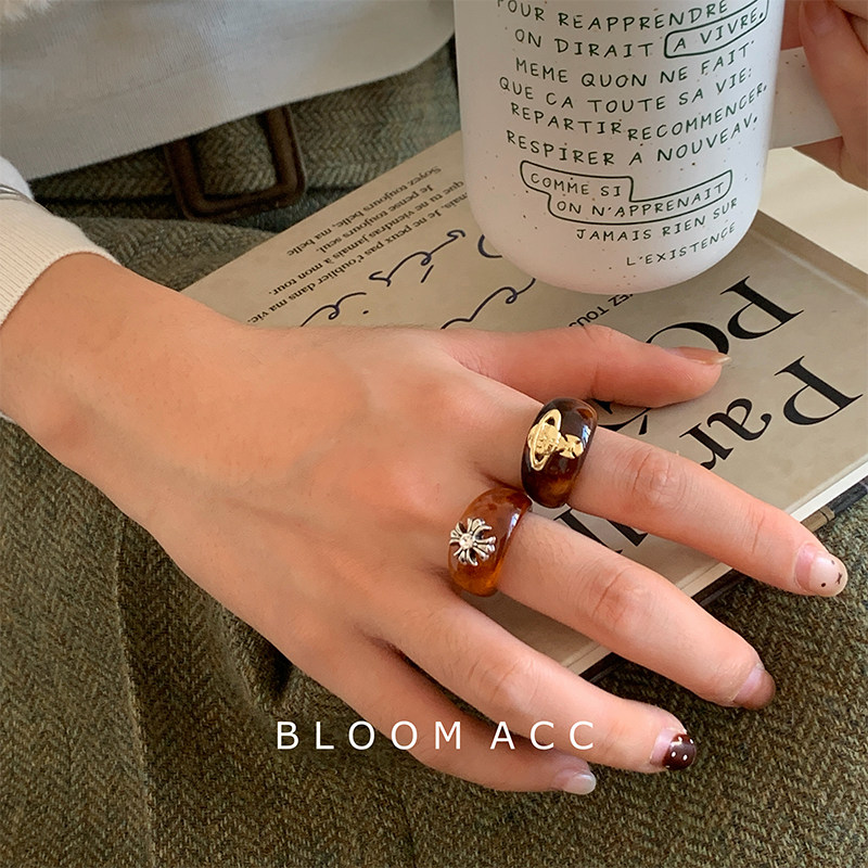 小众设计个性美拉德玳瑁色树脂戒指时尚流行星球十字架指环女