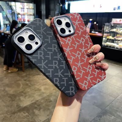 潮流字母RTK碳纤维纹复古红适用苹果16promax手机壳新款iPhone15pro超薄高级感男女14promax凯夫拉纹全包防摔