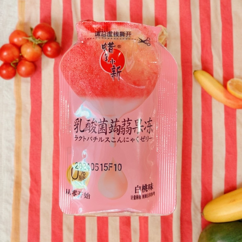 蜡笔小新乳酸菌蒟蒻果冻酸奶味白桃味