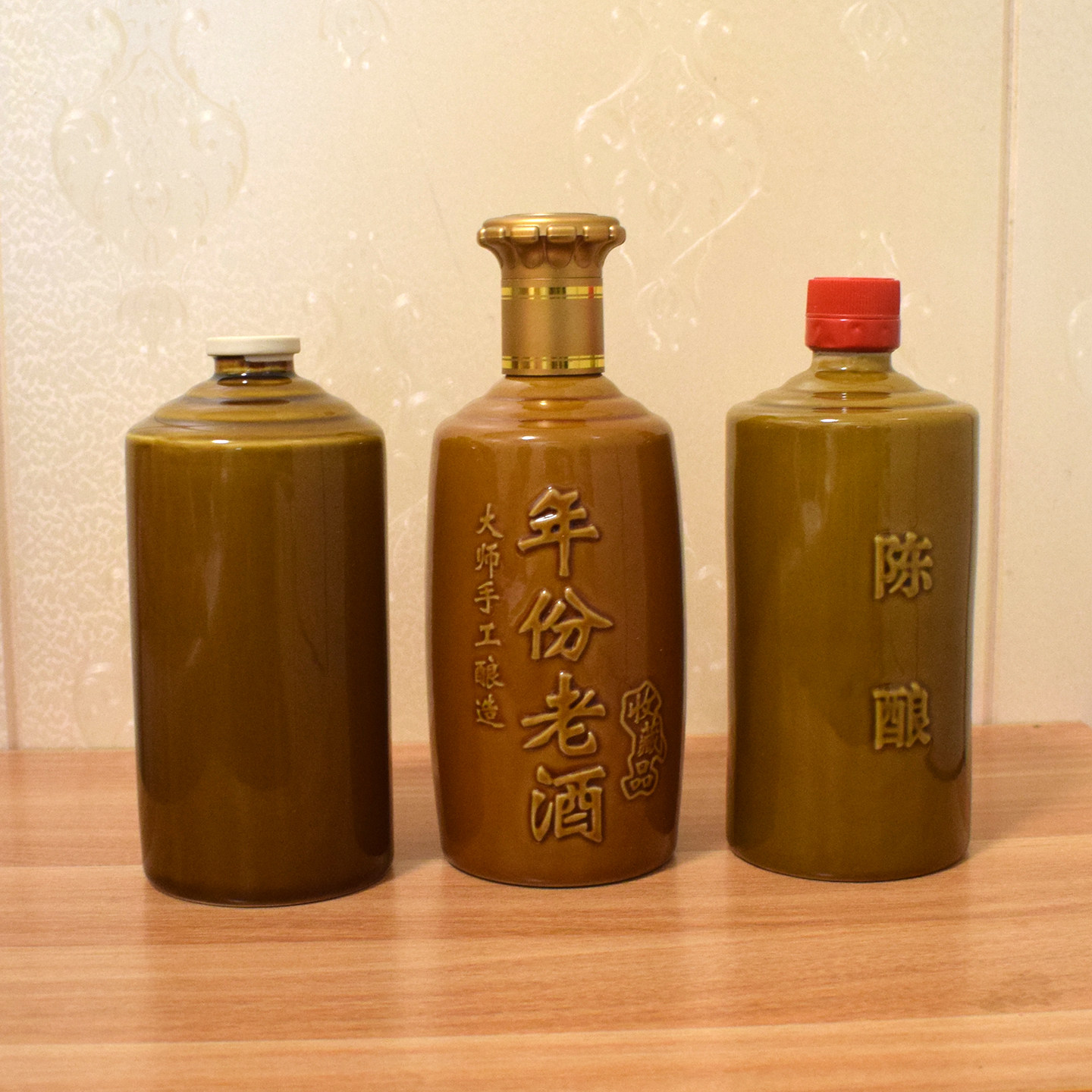 陶瓷白酒瓶通用一斤装高端定制酱酒瓶500ml年份老酒瓶压口陈酿瓶