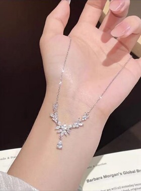 耳边风设计花朵锆石锁骨项链女