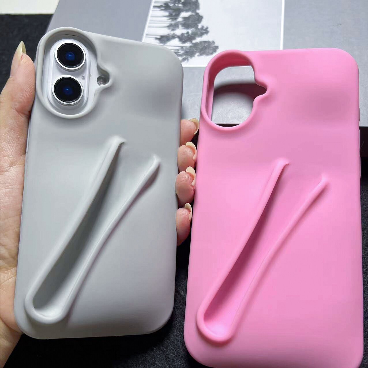 海莉同款收纳唇彩唇釉适用苹果17手机壳15ProMax新款iPhone16创意iPhone13硅胶12ProMax软壳11个性防摔保护套