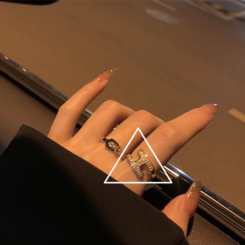 Japanese light luxury open H-shaped golden ring female tempe
