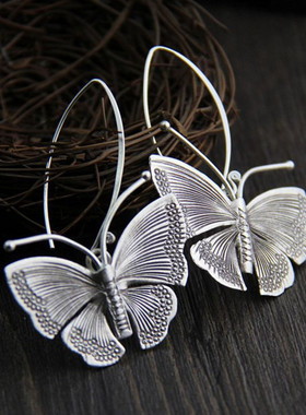 Vintage Silver Color Butterfly Earrings Ancient Metal Hand