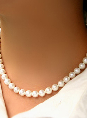 Classic Elegant White Pearl Chokers Necklace For Women Men