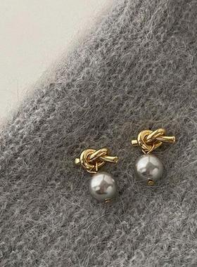 2023 New Arrival French Simple Temperament Knotted Metal