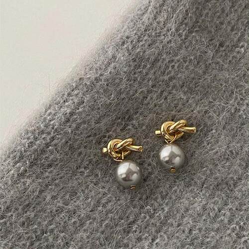 2023 New Arrival French Simple Temperament Knotted Metal