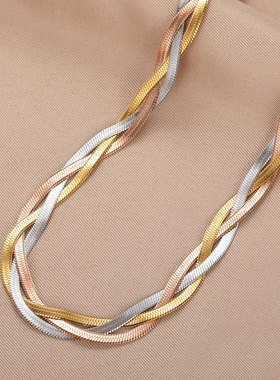 GATTVICT Cross Overlapping Chain Choker Link Necklace