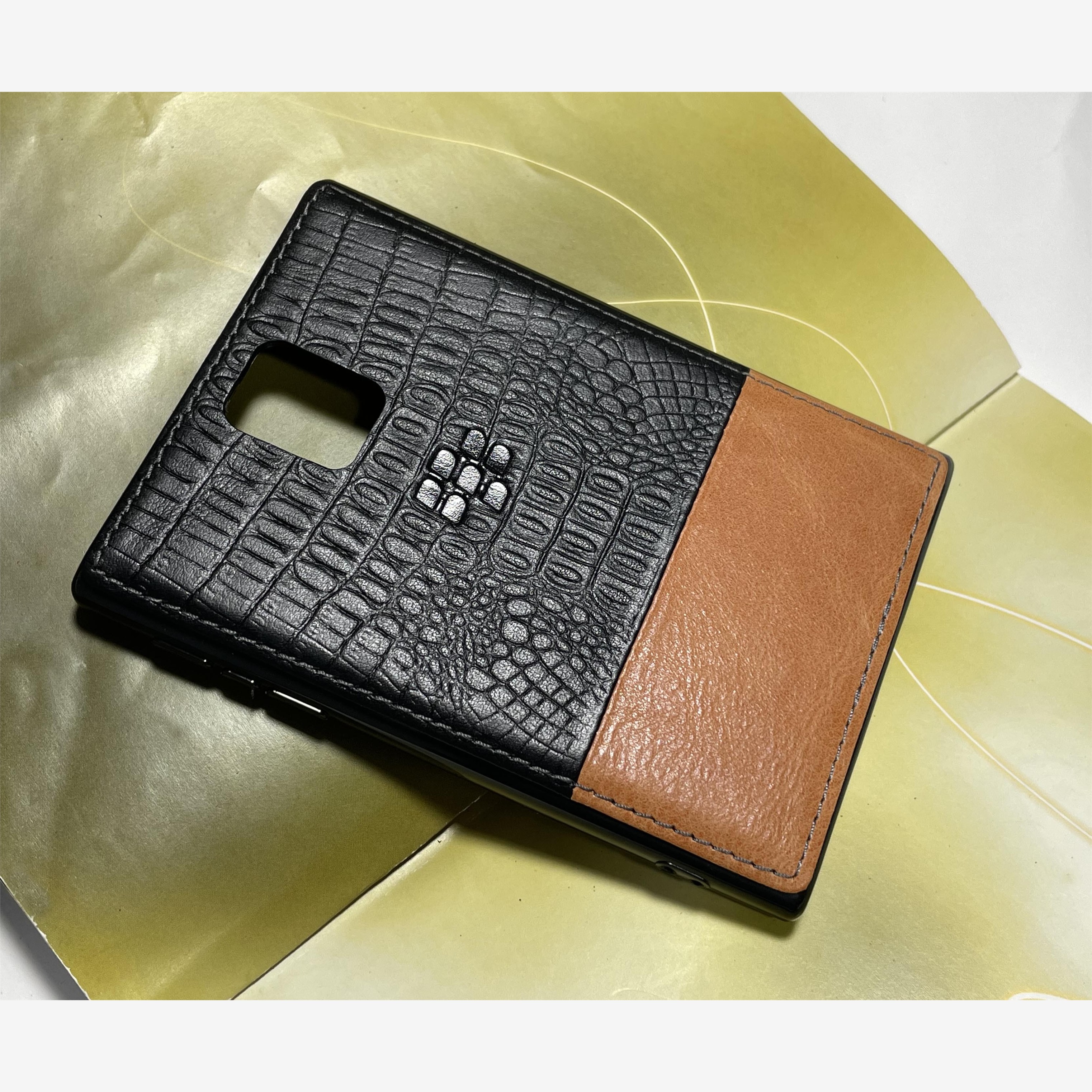 适用于黑莓key2手机壳Q30