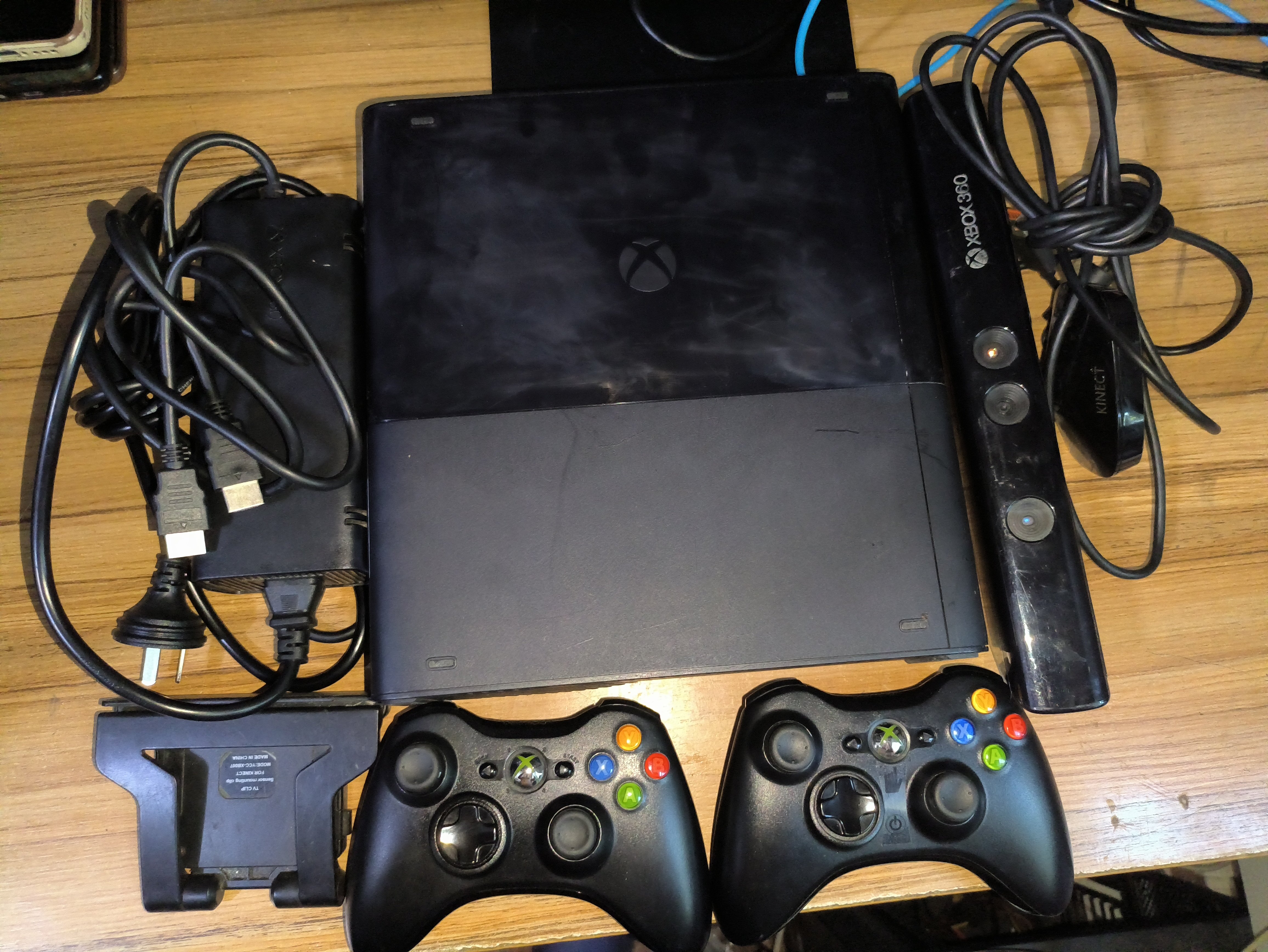 xbox360e版体感游戏机双人聚会娱乐亲子