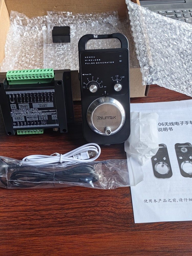 无线电子手轮手持盒加工中心雕刻机数控机床西门子808D 828D 840