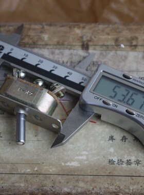 全新航空ZK-1 35A 28V 3脚带荧光飞机电门开关转换开关拨动