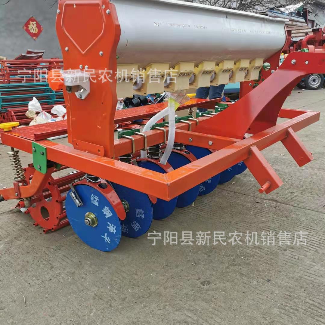 江苏盐城桨腿式圆盘式小麦播种机 苜蓿草燕麦草普播机行数可选