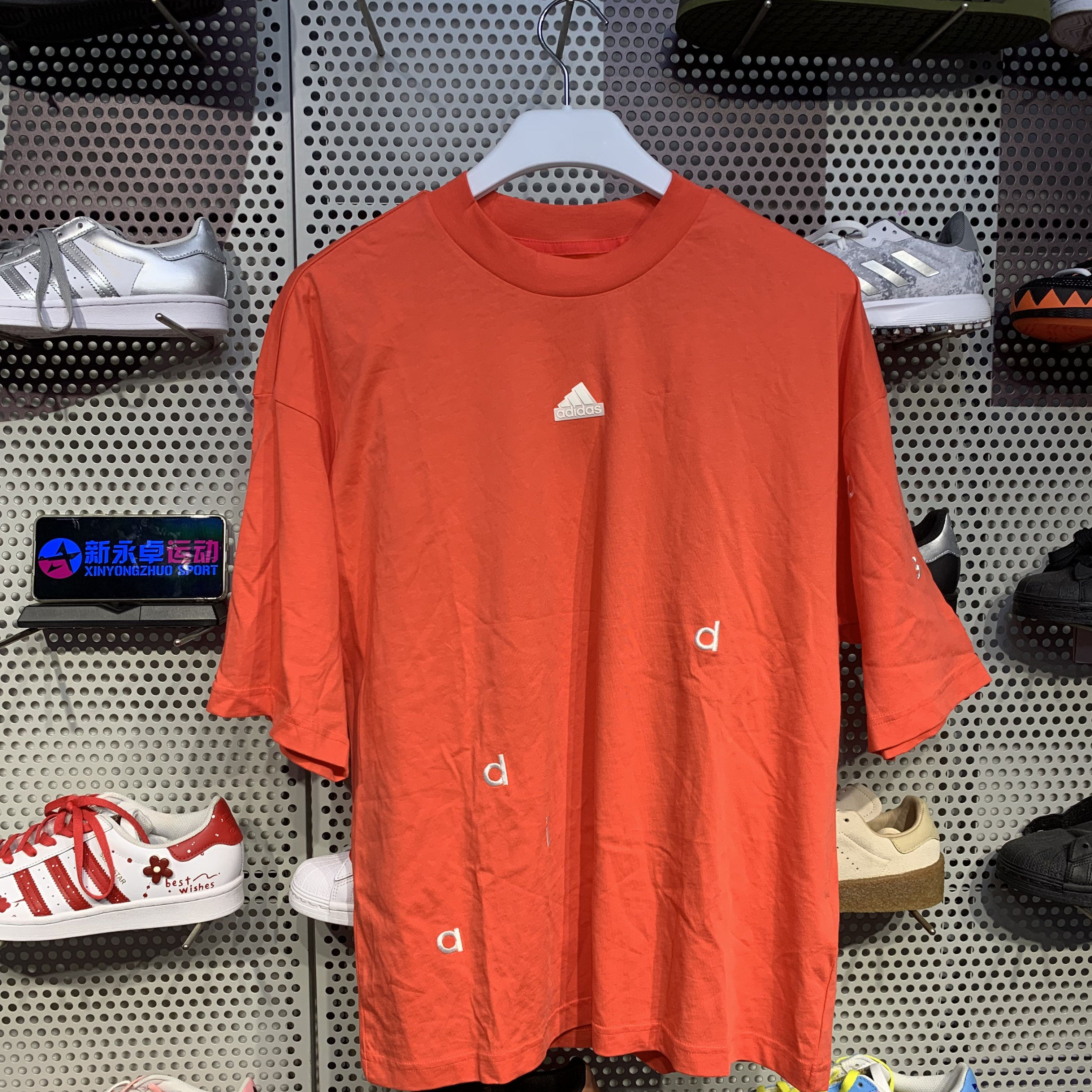 断码M/Adidas/阿迪达斯2025夏季新款女士短袖圆领宽松T恤IS4294
