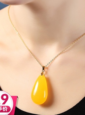 复古高级蜜蜡锁骨项链女短款琥珀水滴吊坠K金不褪色气质简约颈链