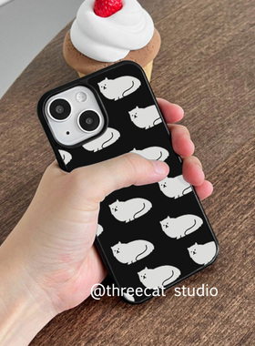 韩ins可爱白色猫咪欧尼博主同款手机壳适用于iphone17promax/16pro苹果15/14/13/12黑边11保护套Xsmax