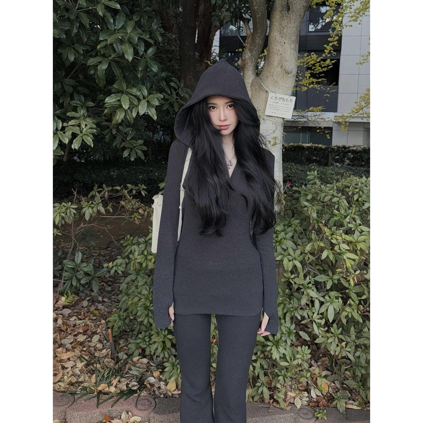 rouje bonjour慵懒黑色连帽卫衣休闲裤运动风修身显瘦高级套装女